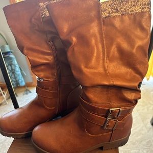 Maurice’s size 9 wide calf boots brown - new